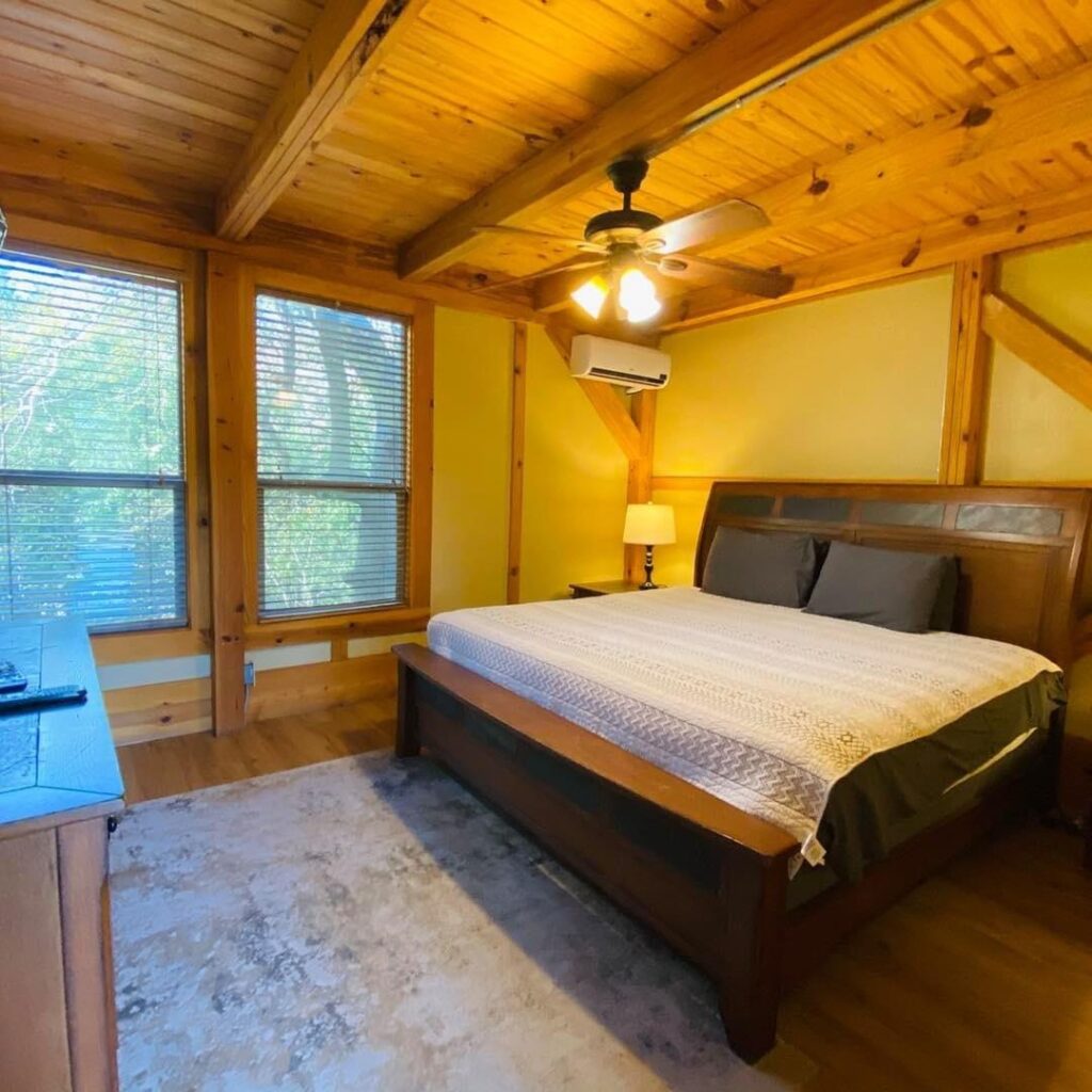 treehouse bedroom