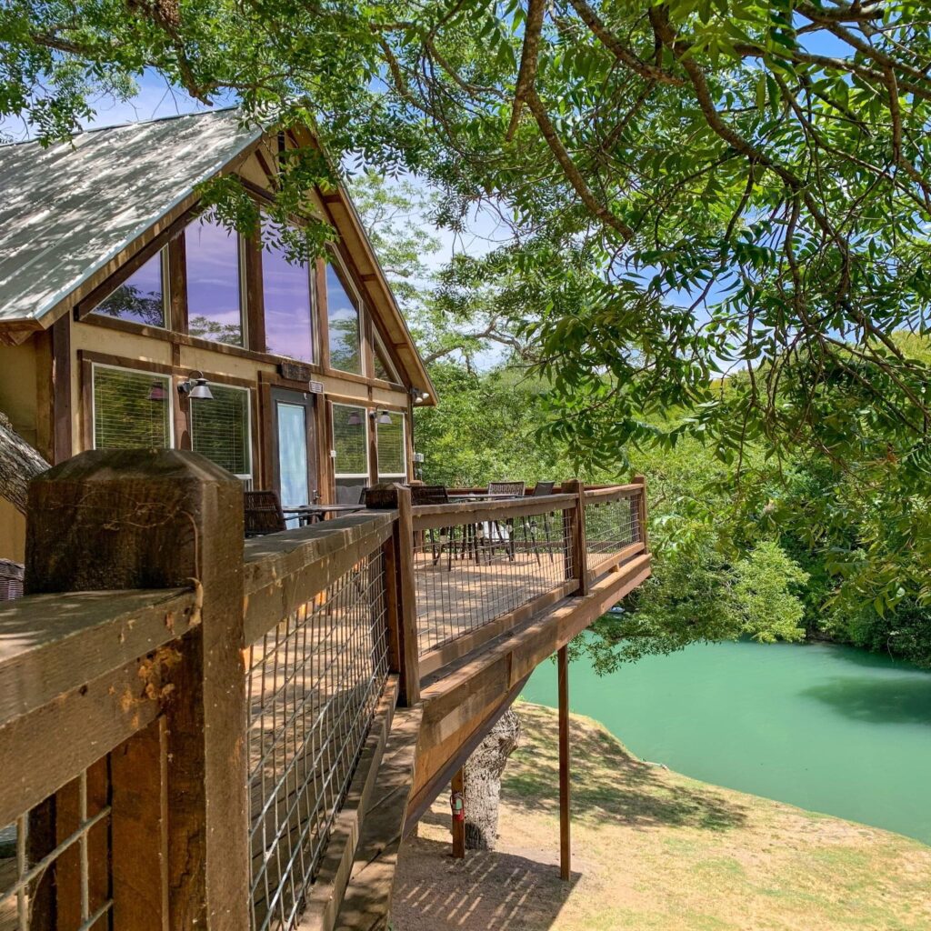 Geronimo Creek Retreat Treehouse Wood Deck and View